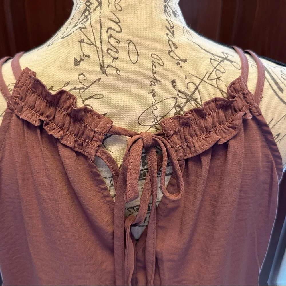 Maurice’s Small Dusty Rose Ruffle Key Hole Tie back Tank NWT - Picture 5 of 9